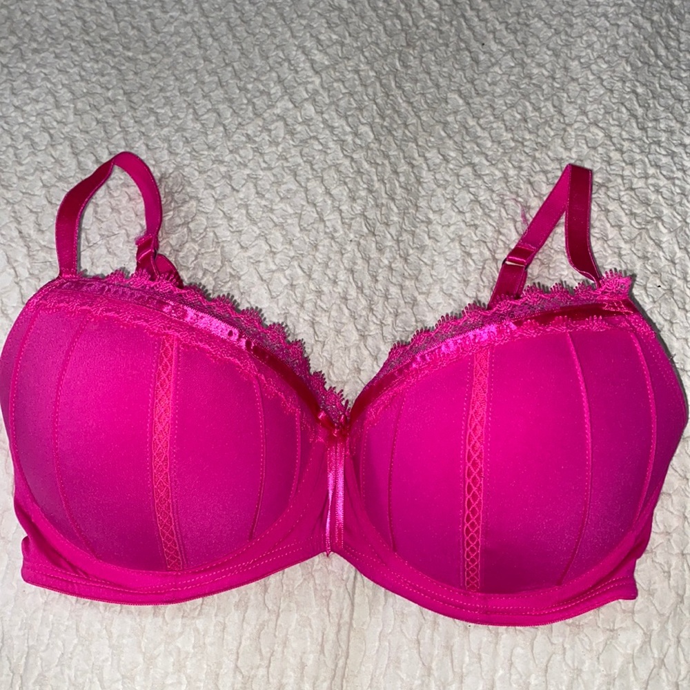 Candie’s Pink Lace Push Up Bra